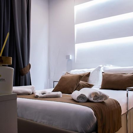 Megaris Luxury Suite Rooms Napels Buitenkant foto