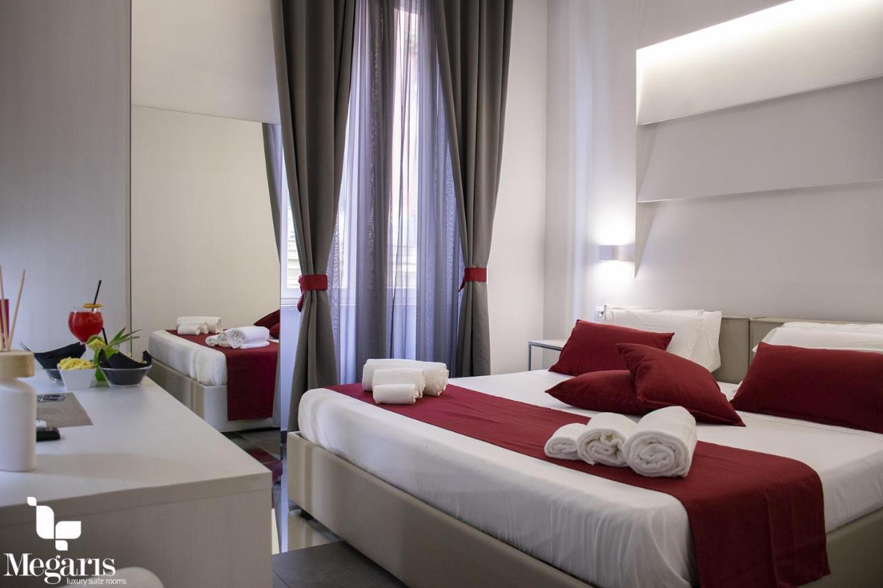 Megaris Luxury Suite Rooms Napels Buitenkant foto