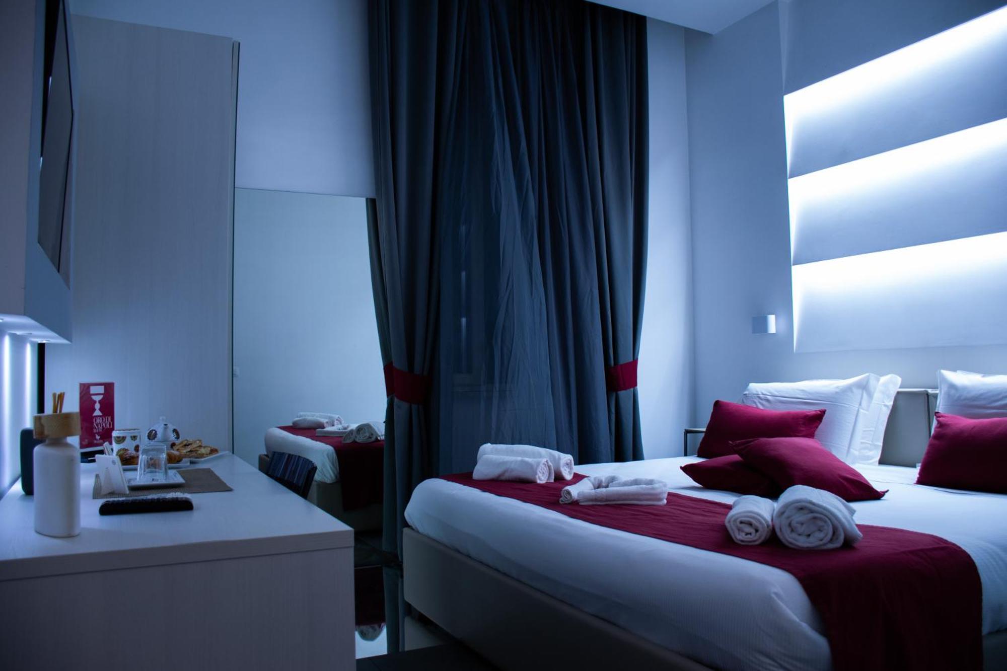 Megaris Luxury Suite Rooms Napels Buitenkant foto