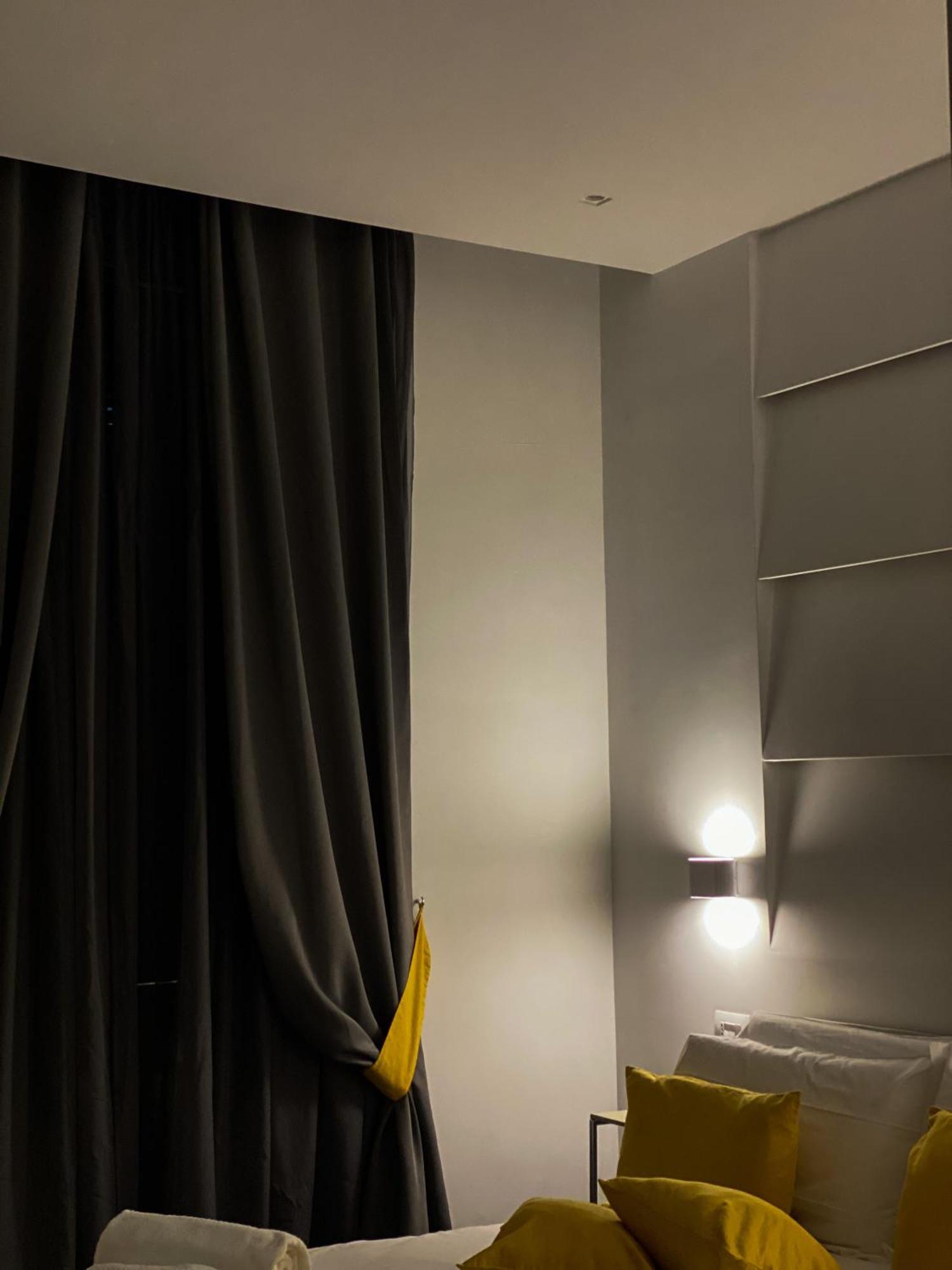 Megaris Luxury Suite Rooms Napels Buitenkant foto